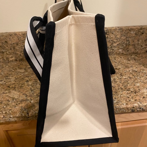 Canvass beach tote NWOT - 2 available. - Picture 3 of 6